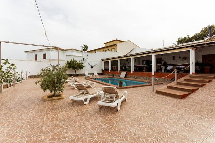 Apartamento para 3 personas, con Terraza y Piscina en Teba