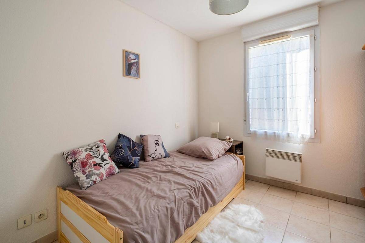Appartement entier, One-Bedroom Apartment in Verdun-sur-Garonne, Tarn-et-Garonne