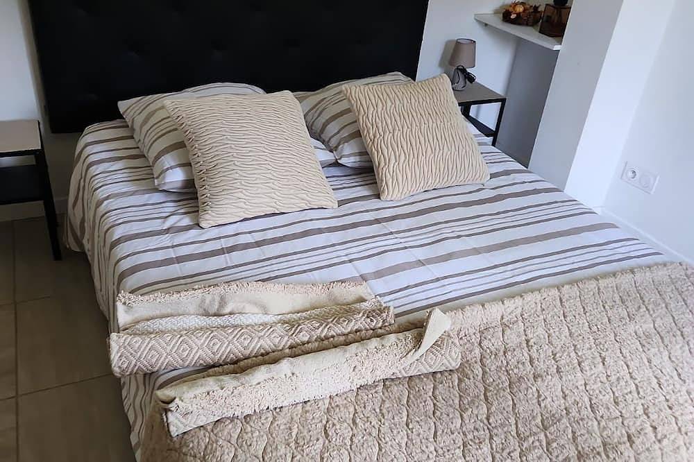 Near Deauville-Villa-Heated Pool and Sauna in Blonville-sur-Mer, Lisieux region