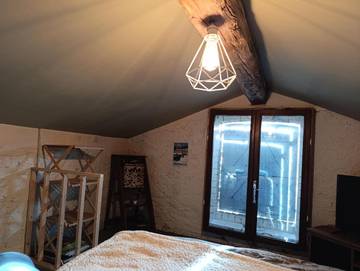 Gîte pour 3 personnes, avec terrasse et jardin, animaux acceptés dans Lac de Castillon