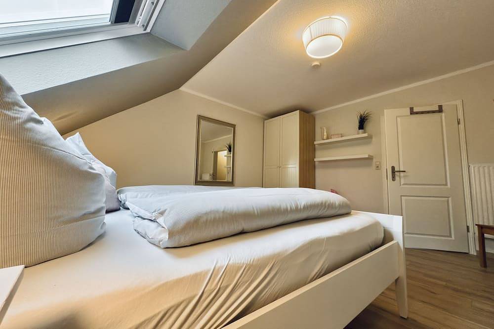 \"Meerzeit genießen – Ihr Ferienhaus mit Garten für pure Erholung!\" in Altfunnixsiel, Wittmund