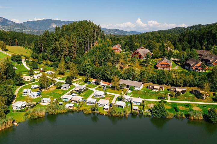 Hotel für 6 Personen, mit Garten und Pool sowie Seeblick in Kärnten