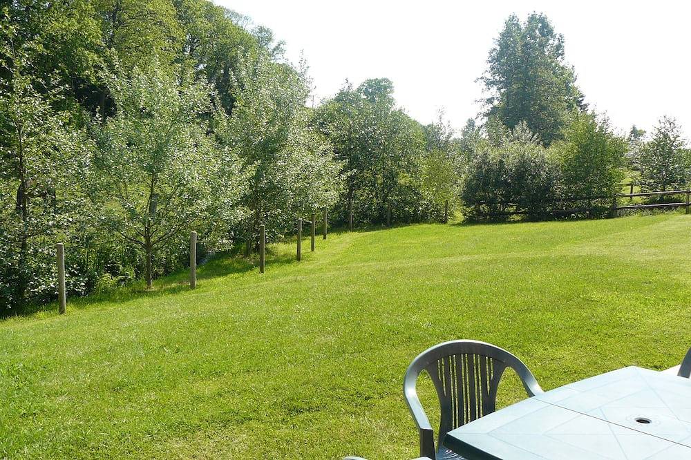 Comfortable cottage with spa in Mont St Michel Bay in Saint-Martin-des-Champs (Avranches), Mont-Saint-Michel Bay
