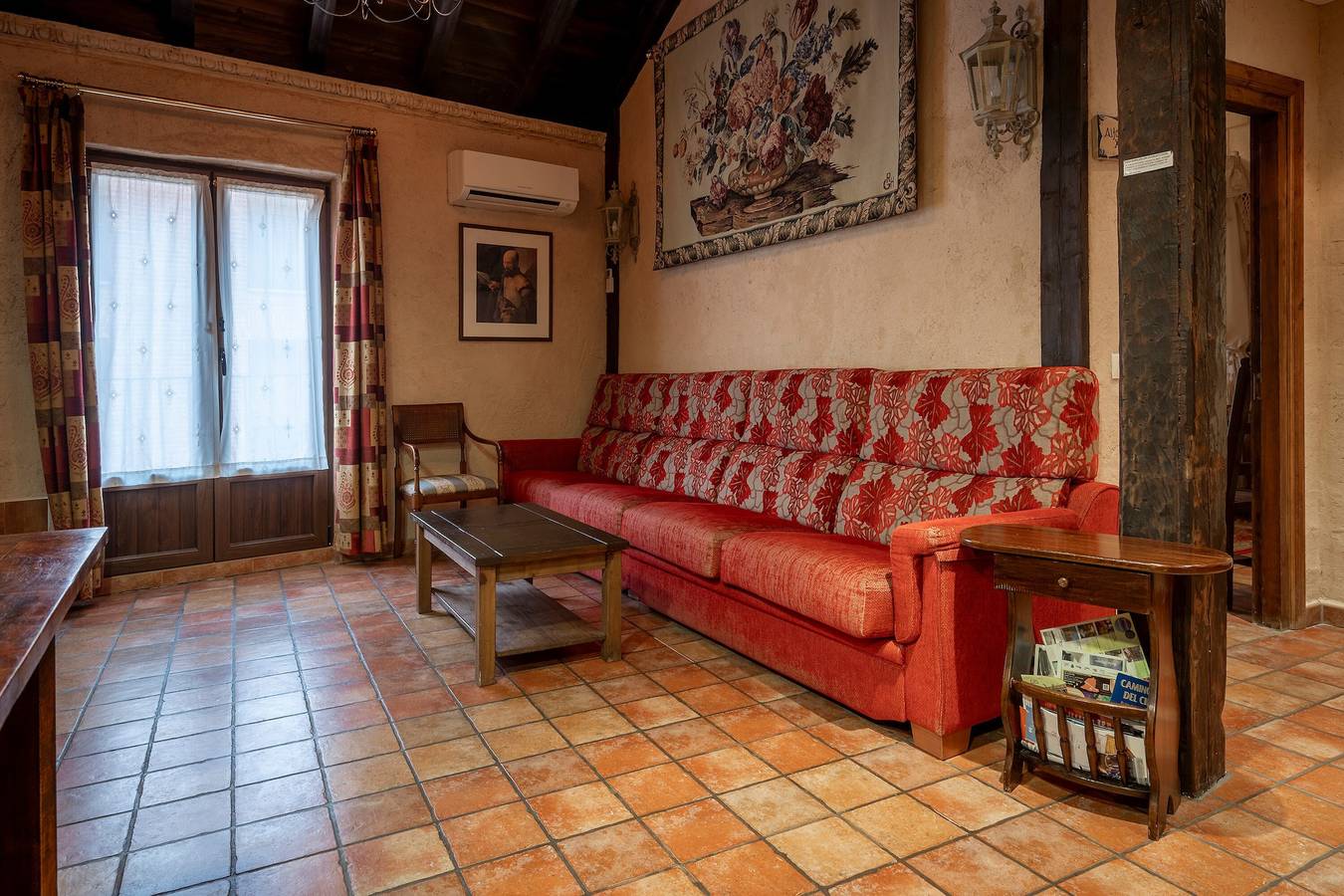 Landhaus 'El Desván Del Brigante' mit Balkon, Wlan und Klimaanlage in Lerma, Burgos Provinz