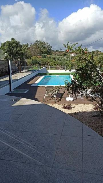 Gîte pour 4 personnes, avec jardin ainsi que piscine et vue à Gouveia