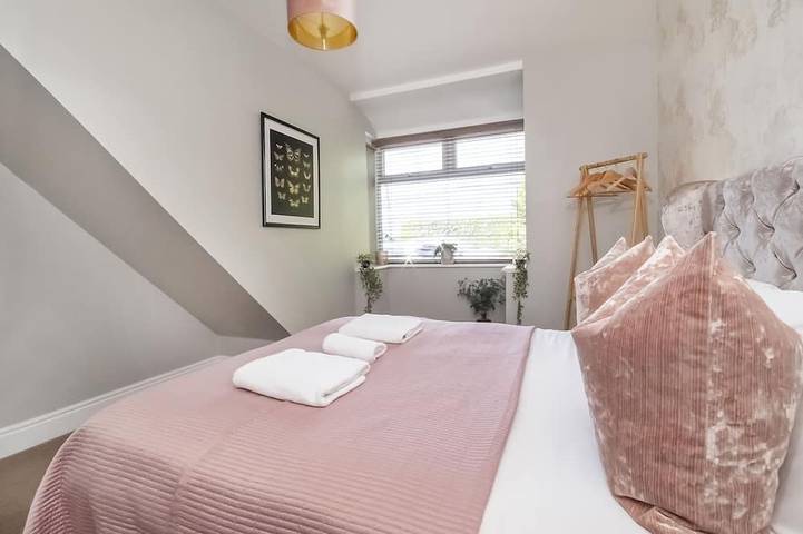 Maison de vacances pour 18 personnes, avec jacuzzi ainsi que jardin et terrasse, animaux acceptés à York