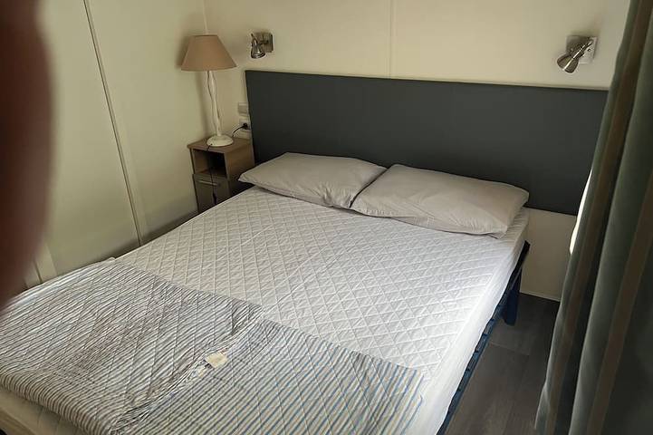 Camping pour 6 personnes, avec piscine et jacuzzi ainsi que jardin et terrasse à Gassin - 4