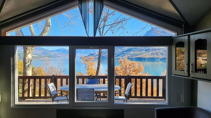 Maison de vacances pour 6 personnes, avec Terrasse et Piscine ainsi que Vue sur le lac et Vue à Chorges