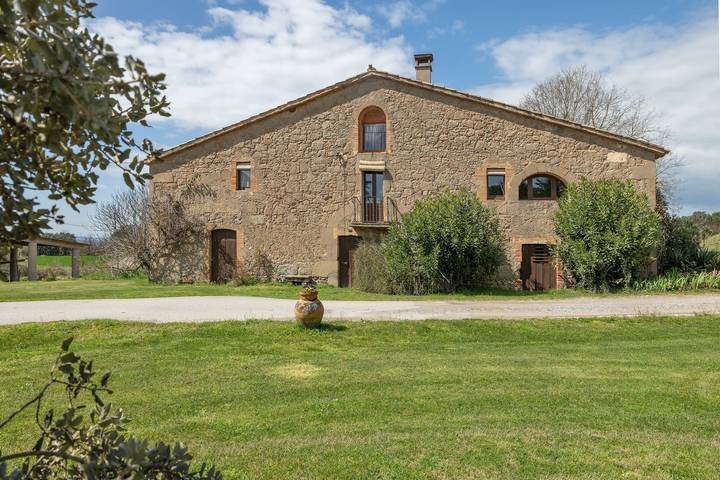 Casa rural para 18 personas, con Jacuzzi y Jardín en Provincia de Barcelona