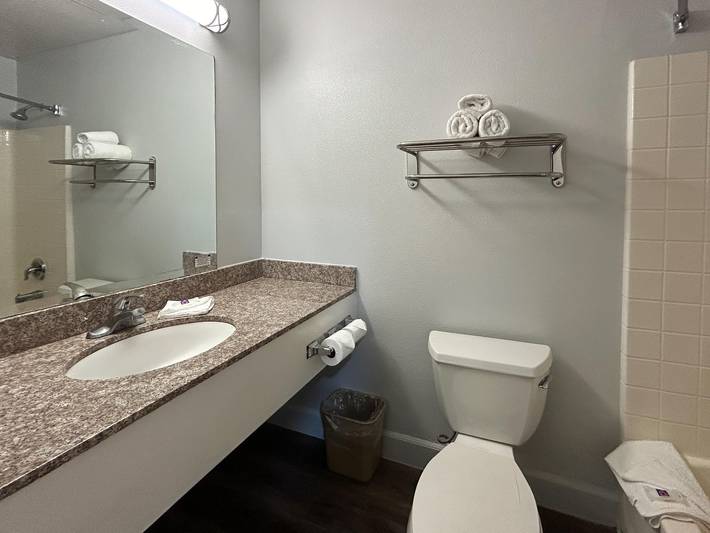 Ganze Wohnung, 2 Queensize-Betten | Nichtraucherzimmer, Kühlschrank in San Bernardino County