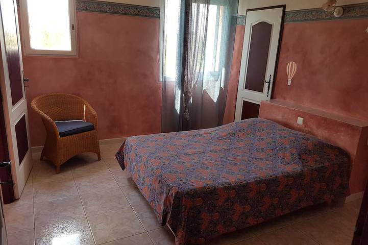 Gîte pour 4 personnes, avec jardin ainsi que piscine et balcon à Caux - 2