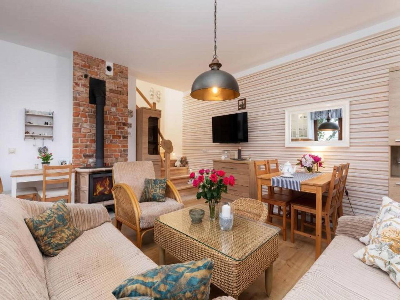 Ganze Wohnung, Geräumige und komfortable Ferienwohnung in Pobierowo, Powiat gryficki