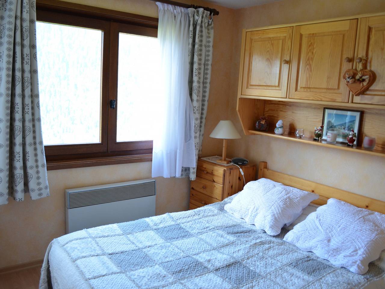 Apartamento entero, Apartamento acogedor con terraza, cerca de remontes, admite mascotas, 2* para 5 personas in Châtel, Les Portes du Soleil