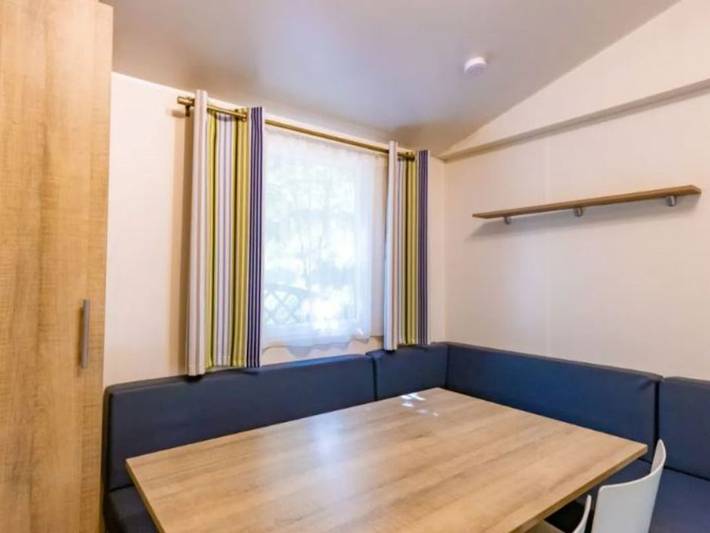 Mobil home pour 6 personnes, avec piscine à Montblanc - 3