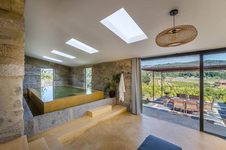 Casa rural para 4 personas, con vistas además de piscina y jardín en Penafiel