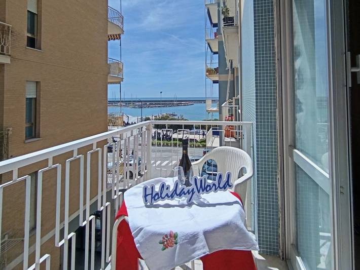 Holiday rental for 4 people, with balcony in Chiavari