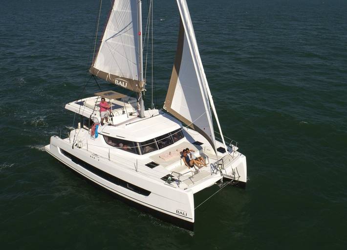 Bateau pour 6 personnes dans Benitses