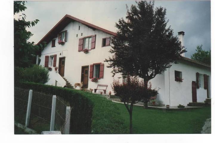 Maison de vacances pour 4 personnes, avec piscine ainsi que terrasse et jardin, animaux acceptés - 1