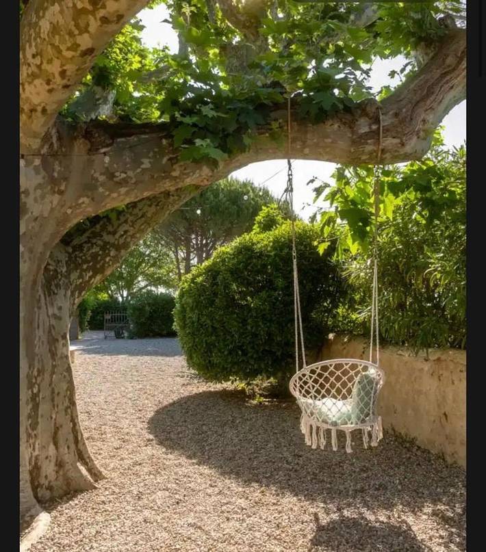 Location de vacances pour 2 personnes, avec Balcon et Terrasse ainsi que Jardin et Piscine à Rochegude - 2