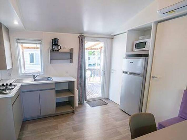 Camping Le Pansard - Mobilheim 6 personen - Mobilheim | Classic | 3 Schlafz. | 6 Pers. | Erhöhte Terrasse | Klima. in La Londe-les-Maures, Mittelmeerküste (Frankreich)
