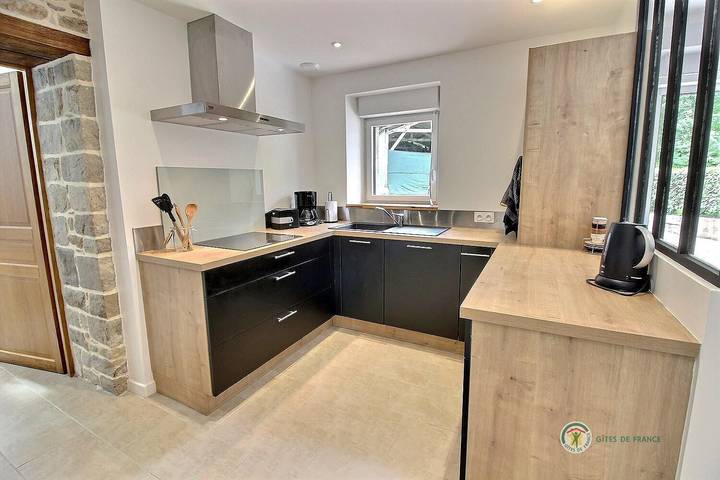 Gîte pour 4 personnes, avec Terrasse et Jardin à Lanvellec - 4
