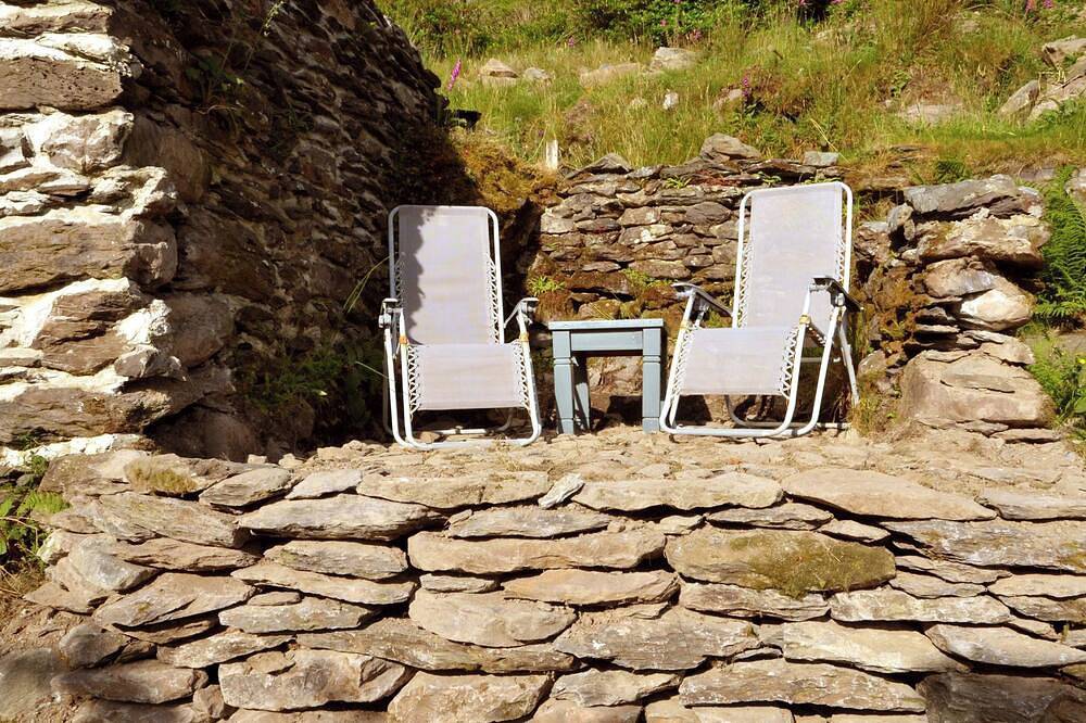 Lovely Cottage in the Cork & Kerry Mountains. Stunning Views A Hikers Paradise in County Kerry