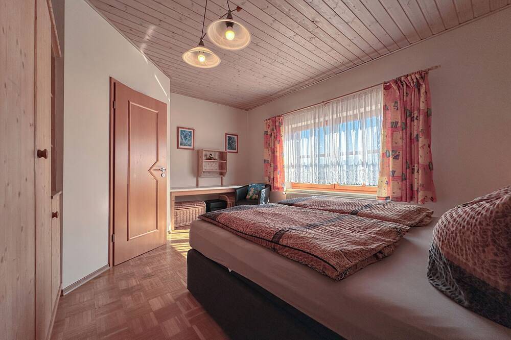 Ganze Wohnung, Feienwohnung mit Balkon im Bayerischen Wald in Drachselsried, Ostbayern