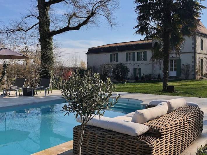 Location de vacances pour 4 personnes, avec jardin ainsi que piscine et vue à Saint-Antoine-de-Breuilh - 4