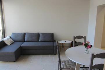 Gîte pour 2 personnes, avec terrasse dans Bresilley