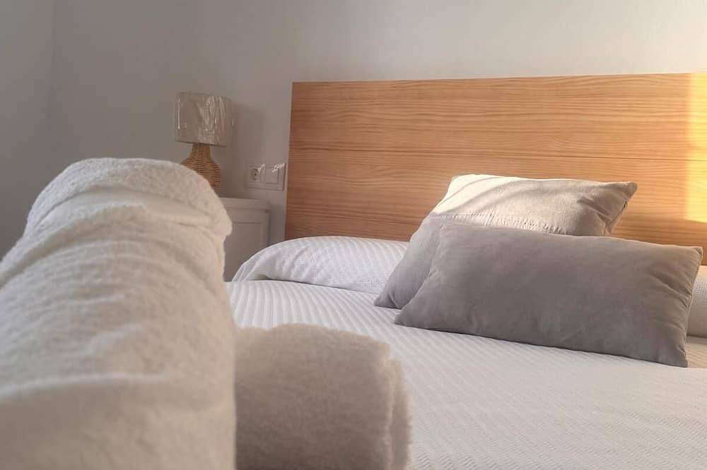 House Ana Maria Disconnection In The Mountain With Incredible Views. Private Swimming Pool. in Antequera, Province de Málaga