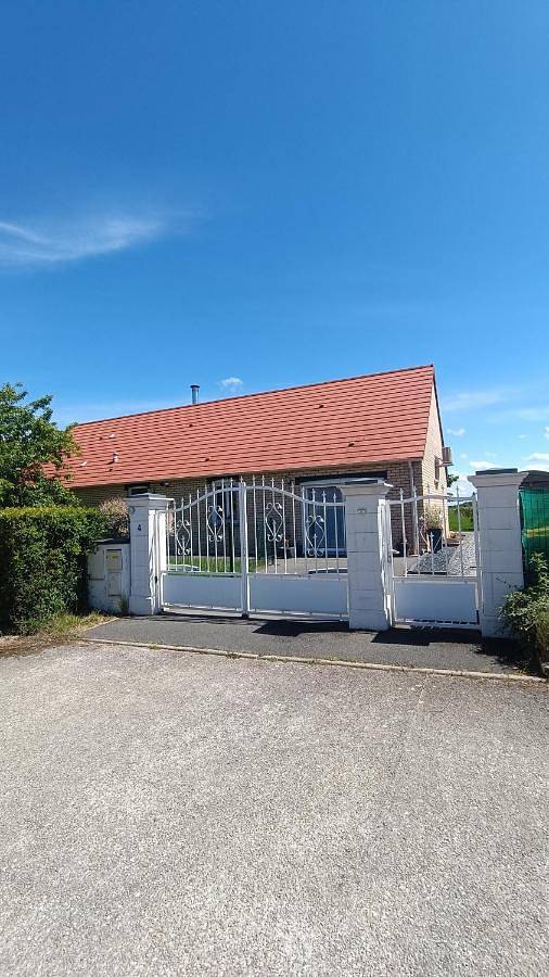 Appartement entier, Les tournesols in Woincourt, Région d'Abbeville