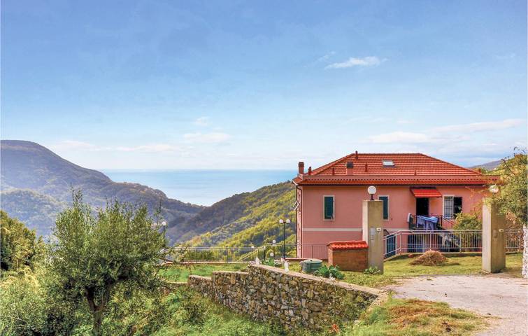 Ferienwohnung für 8 Personen, mit Garten in Moneglia