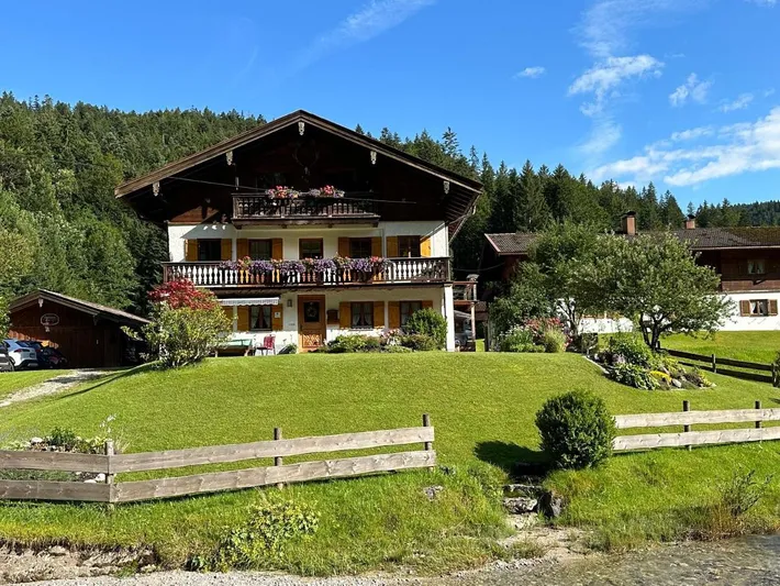 Holiday apartment for 4 people, with garden and balcony as well as view - 1