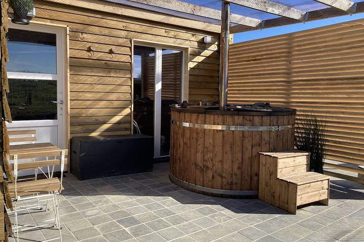 Chalet voor 2 personen, with tuin and whirlpool as well as terras, met huisdier in Provincie Luxemburg