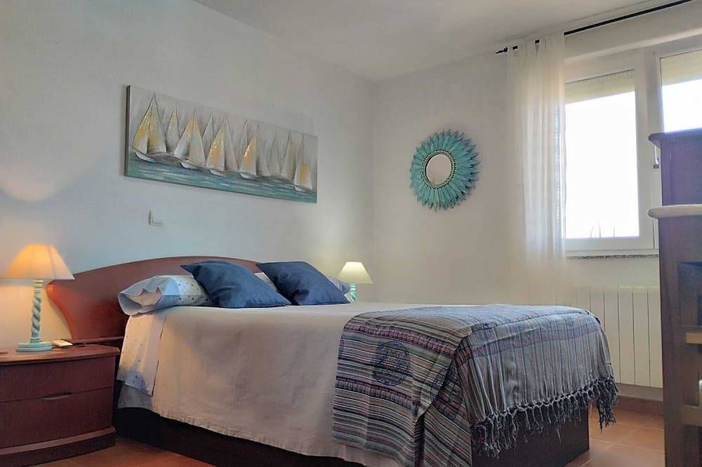 Entire apartment, In Front Of The Sea, Doña Carmen Beach, Best Views Of Suances... in Suances, Cantabrian Coast