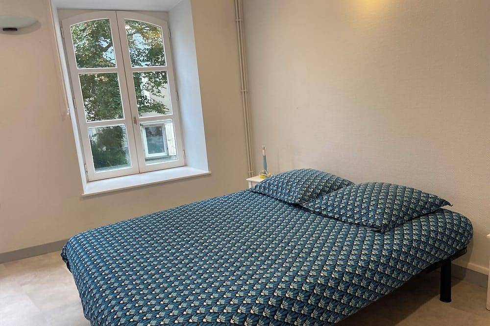 Entire apartment, Studio 8 in city center in Cherbourg-Octeville, Cherbourg-en-Cotentin