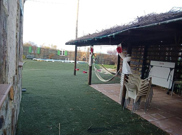 Casa rural para 10 personas, con piscina además de jardín y jacuzzi, Familias con niños en Orgaz