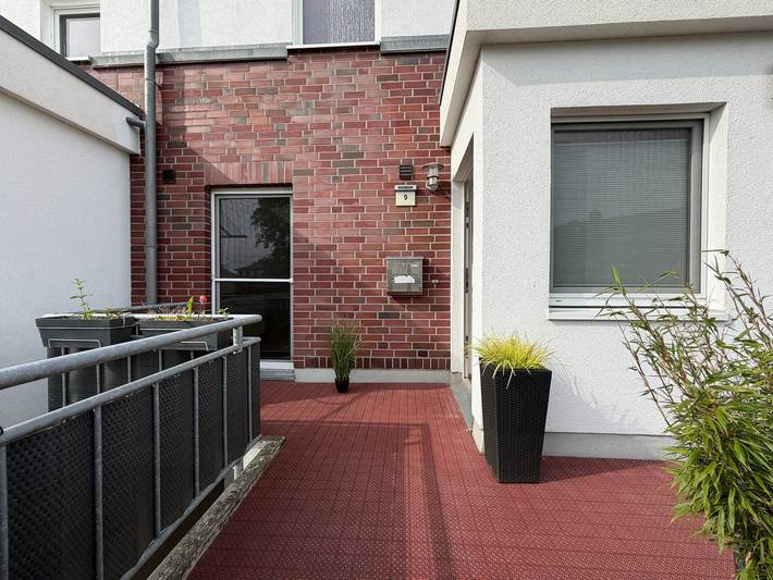 Hel lägenhet, Lägenhet för 7 Personer med trädgård in Appen, Kreis Pinneberg