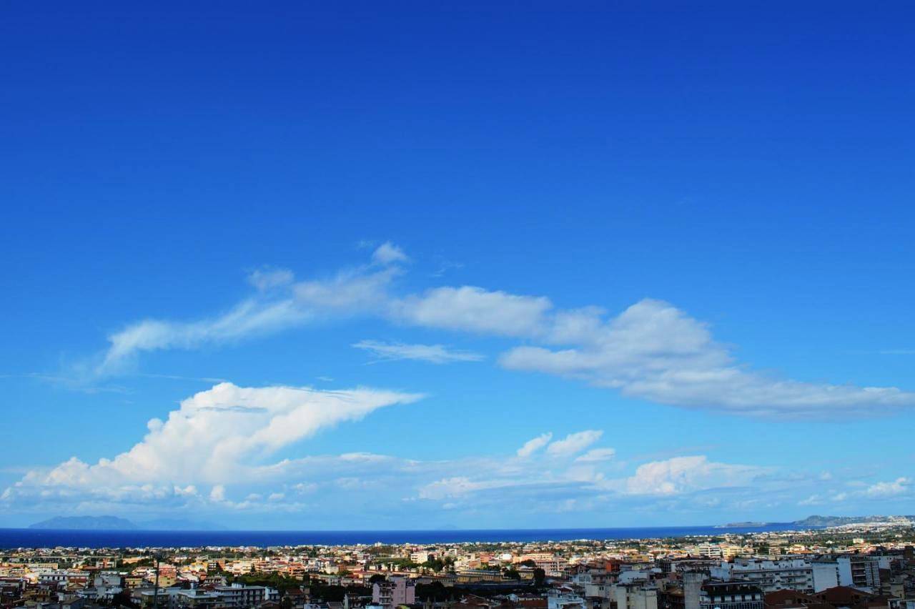 Family Suite with Balcony in Barcellona Pozzo di Gotto, Messina Provinz