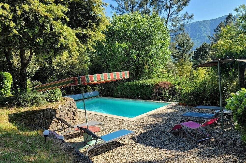 Villa 6 people with private pool, Les Mûriers. in Les Salelles, Parc naturel régional des Monts d'Ardèche