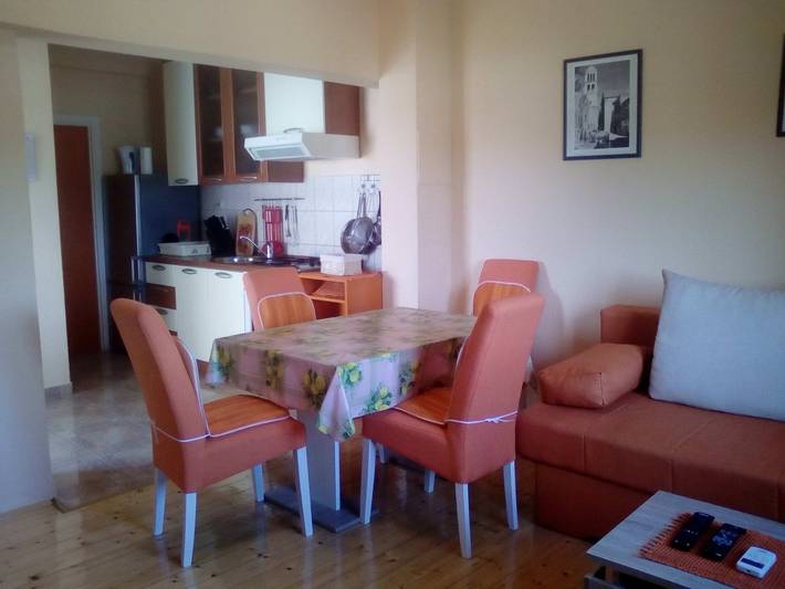 Apartament wakacyjny dla 4 osób, z Balkon/ taras w Pirovac