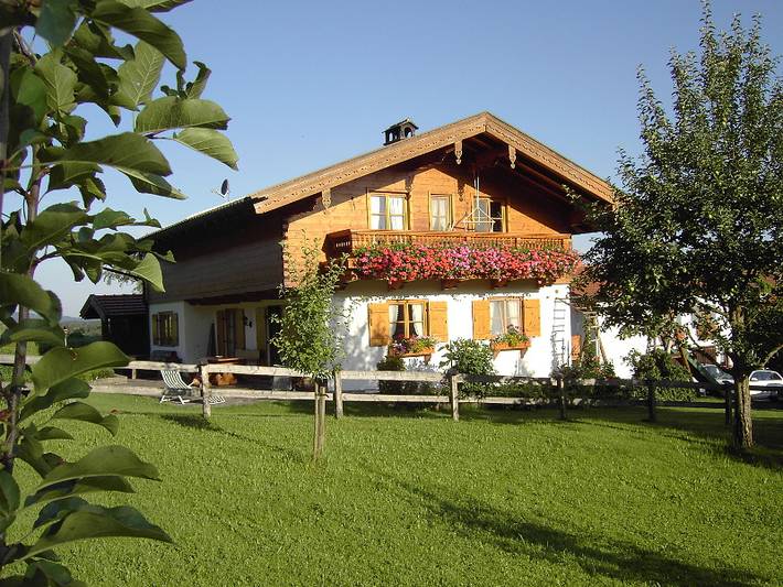 Ferienwohnung für 4 Personen, mit Balkon und Terrasse sowie Garten in Staudach-Egerndach
