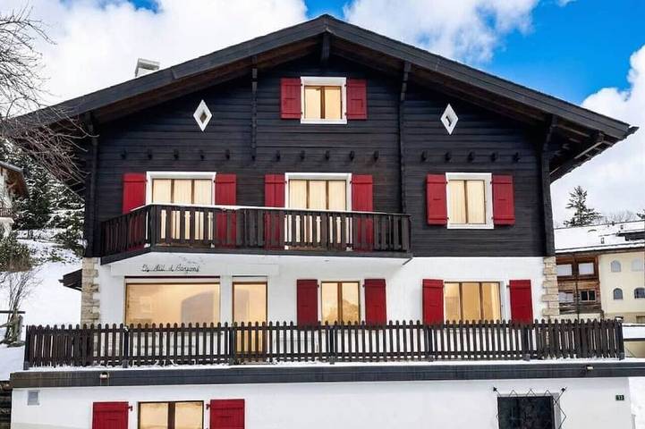 Cabane en bois pour 13 personnes à Crans-Montana