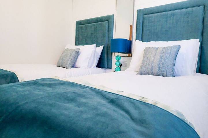 Camping für 6 Personen, mit Balkon und Whirlpool sowie Pool, mit Haustier in New Forest - 4