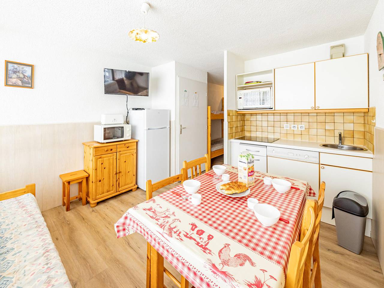 Entire studio, Cozy apartment in Saint François Longchamp - 5 pers, near slopes and shops in Saint-François-Longchamp, Le Grand Domaine
