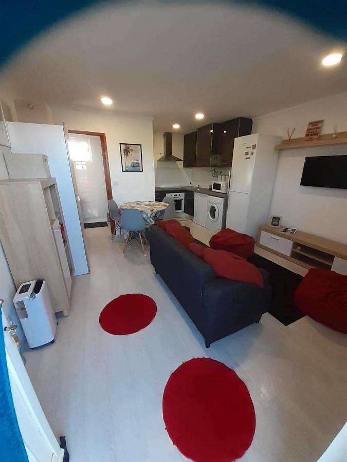Two-Bedroom House in Lourinhã, Distrito de Lisboa