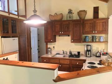 Log Cabin for 4 Guests in Fontana Lake, Graham County, Picture 2