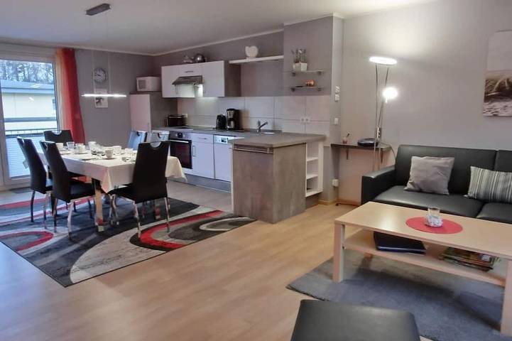 Ferienwohnung für 4 Personen, mit Balkon und Sauna in Gelbensande