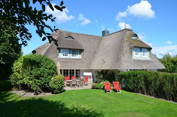 Ferienhaus für 6 Personen, mit Terrasse und Garten in Archsum