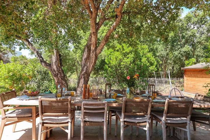 Location de vacances pour 12 personnes, avec jardin dans Pinarellu - 3